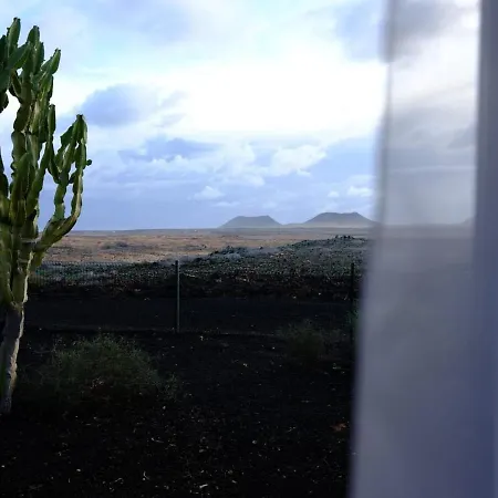 Esmeralda - 3 Bedrooms & Panoramic Views ラハレス