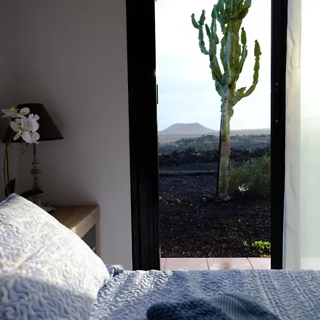 Esmeralda - 3 Bedrooms & Panoramic Views ラハレス